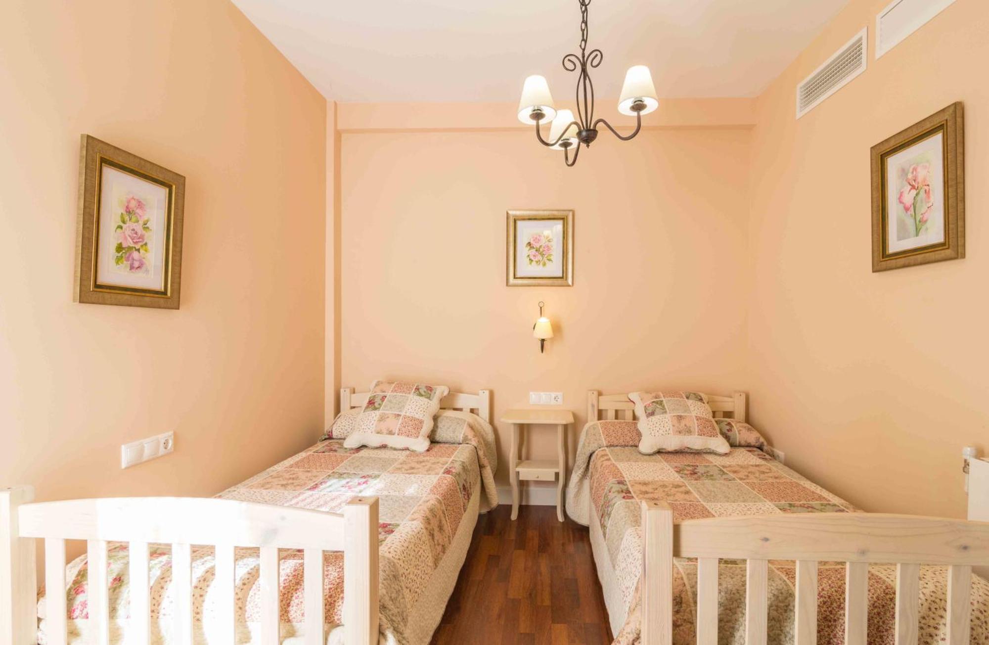 Apartamentos Salmerones Alhama de Granada Rum bild